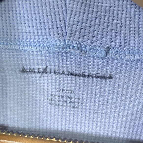 American Eagle Blue Thermal Shirt Womens Small Waffle Knit Stretch Hi Lo Winter - Picture 2 of 8